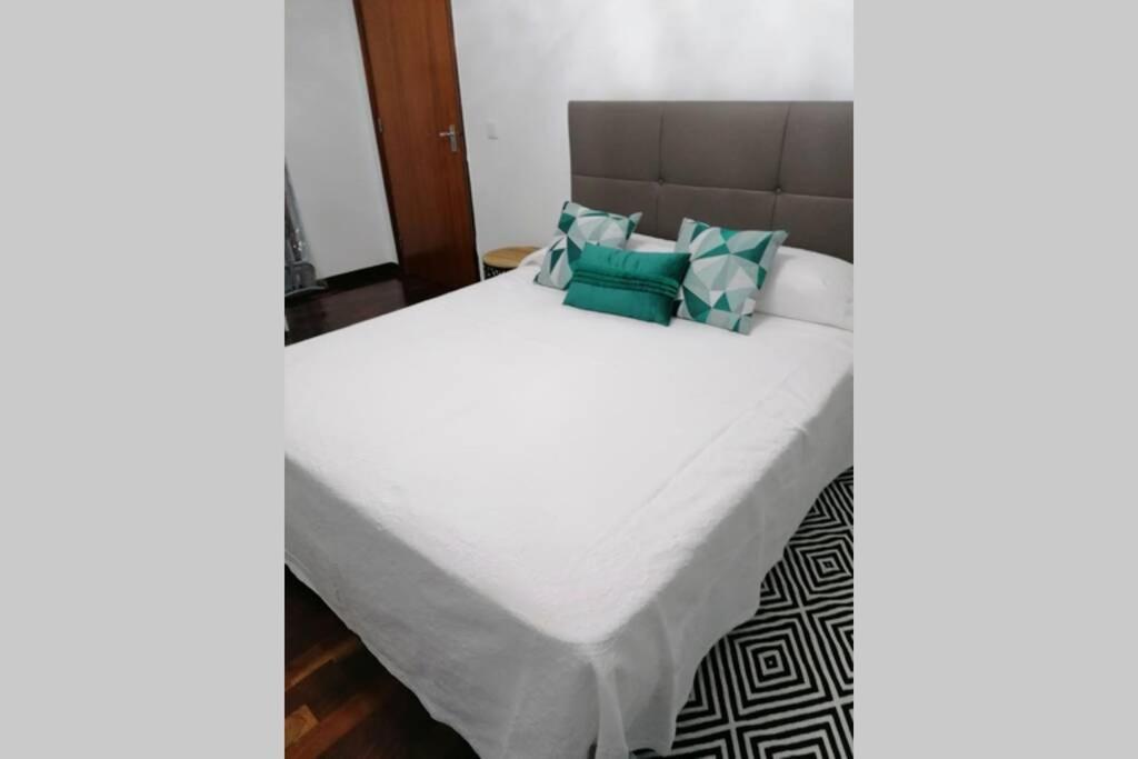 Vila Relax Vacation Rental, Funchal מראה חיצוני תמונה